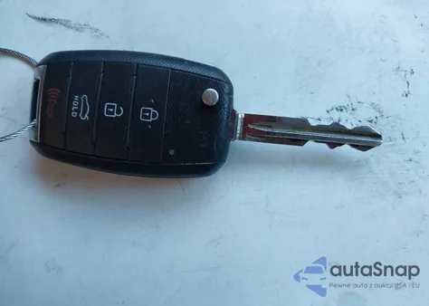 2017 Kia Forte Lx из США, поврежденный, VIN 3KPFK4A73HE109417